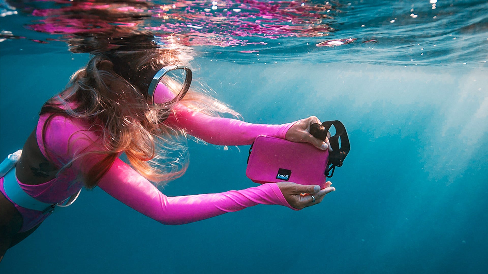 Waterproof Bags vs. Water-Resistant Bags